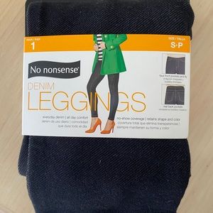 Cute Jeggings!! Denim / pocket detail / comfy!